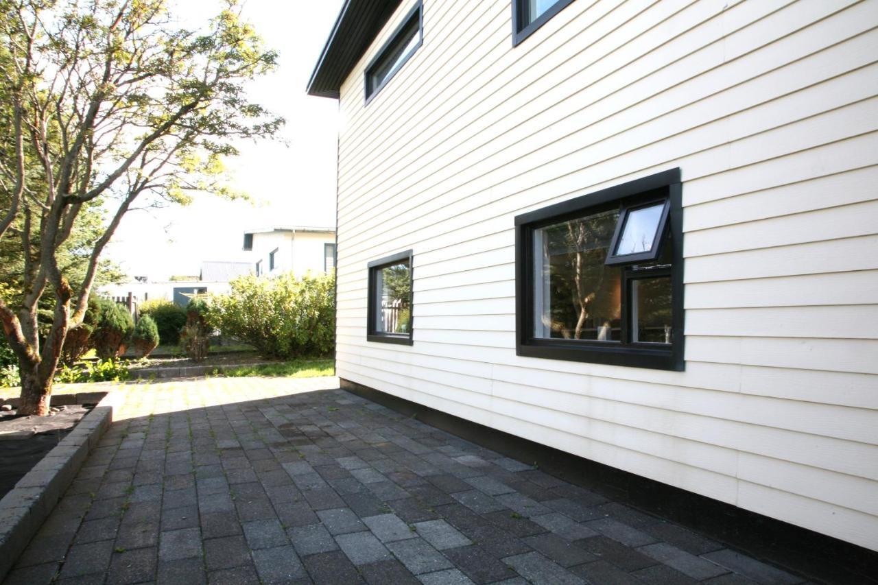 Spacious & Refurbished 1 Bedroom Apartment In Suburban Reykjavik Garthabaer Екстер'єр фото